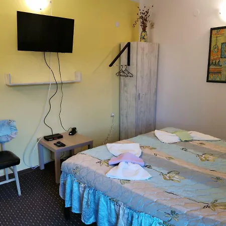 Konukevi комплекс антик 4*