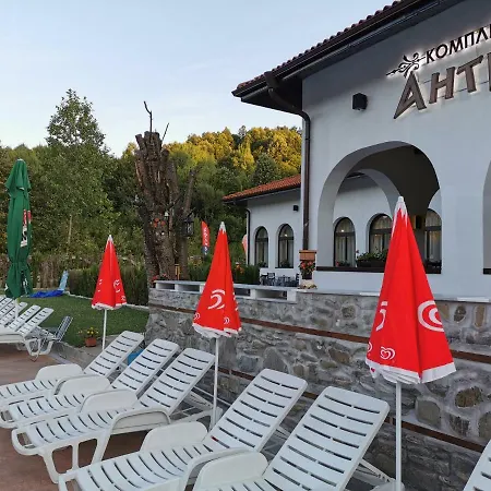 Konukevi комплекс антик Troyan (Lovech)