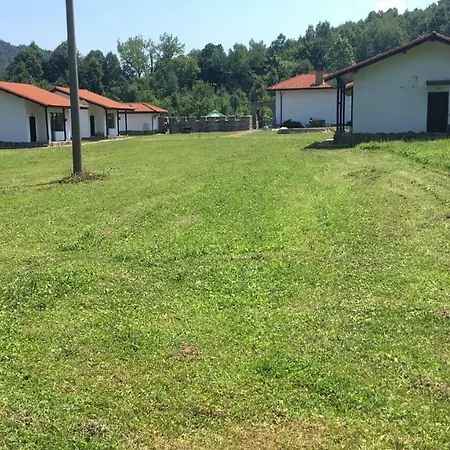 Konukevi комплекс антик