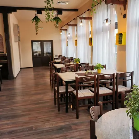 комплекс антик בית הארחה