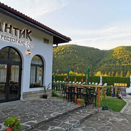 комплекс антик Gasthuis Troyan (Lovech)
