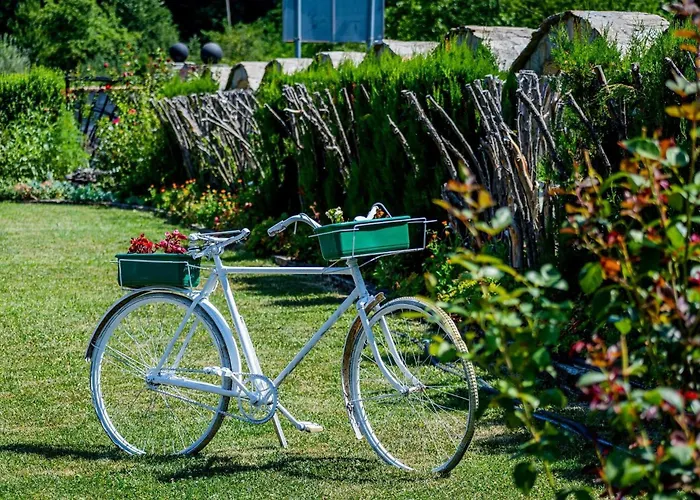 Konukevi комплекс антик 4*