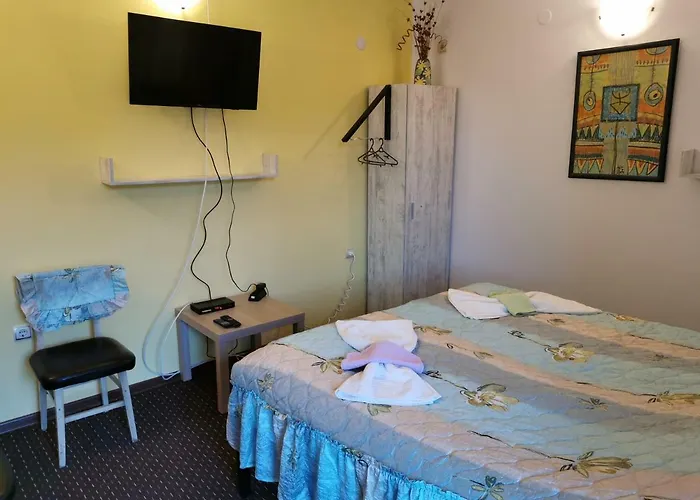 Konukevi комплекс антик 4*